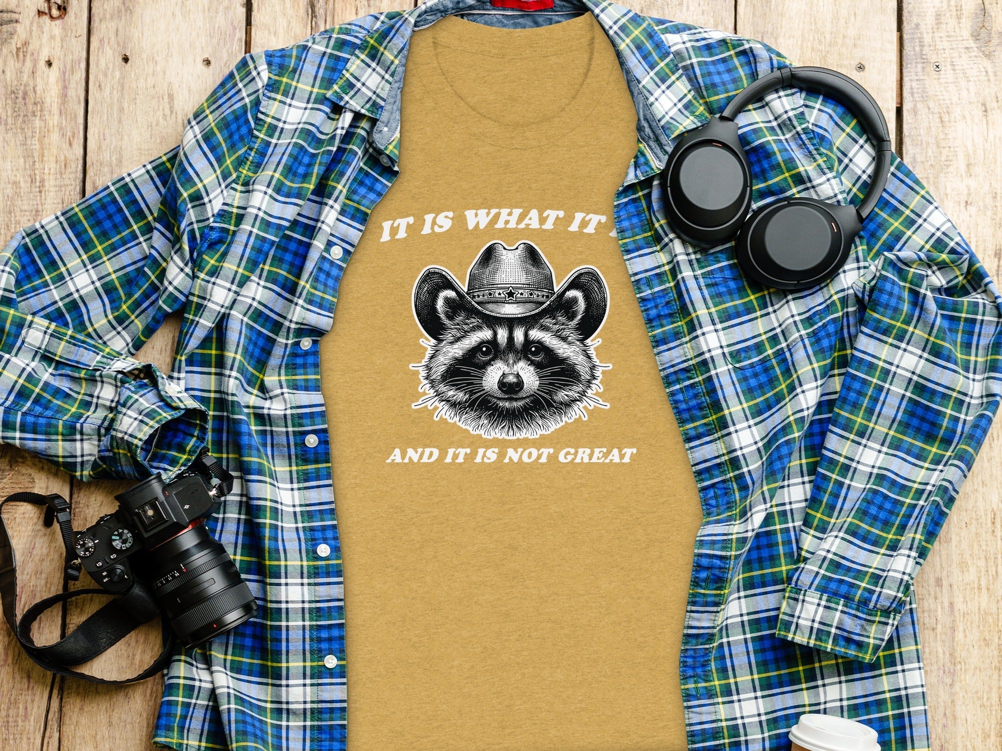 Bandit Cowboy Raccoon Graphic Animal Fashion Western T-Shirt