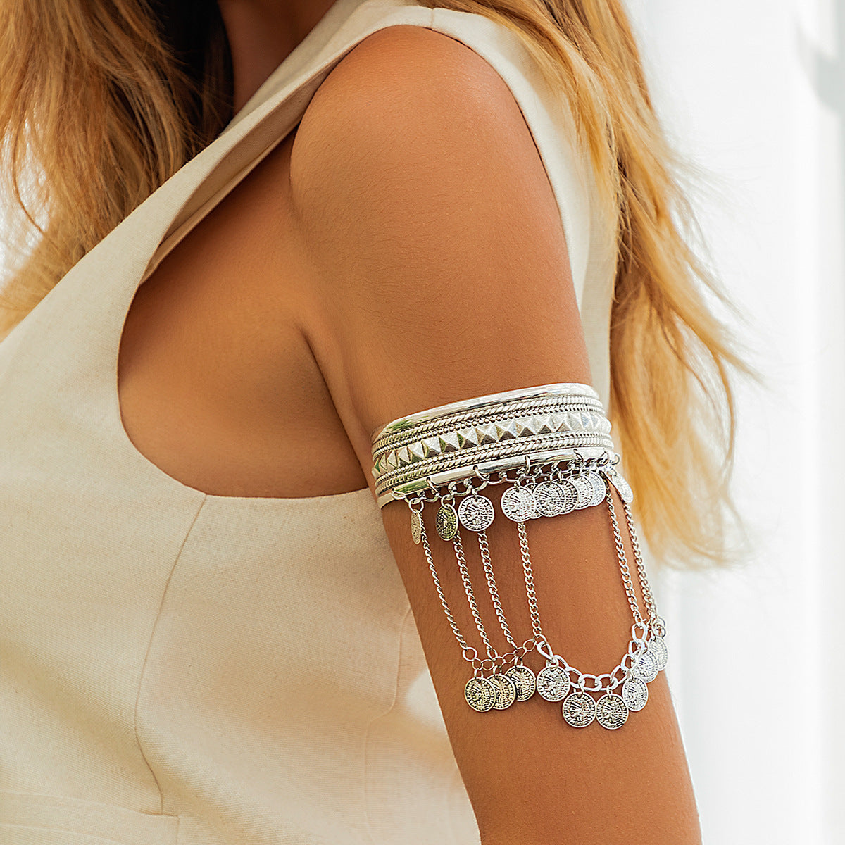 Western cowboy style metal tassel arm chain arm chain Dunhuang chain retro cross-border arm bracelet jewelry