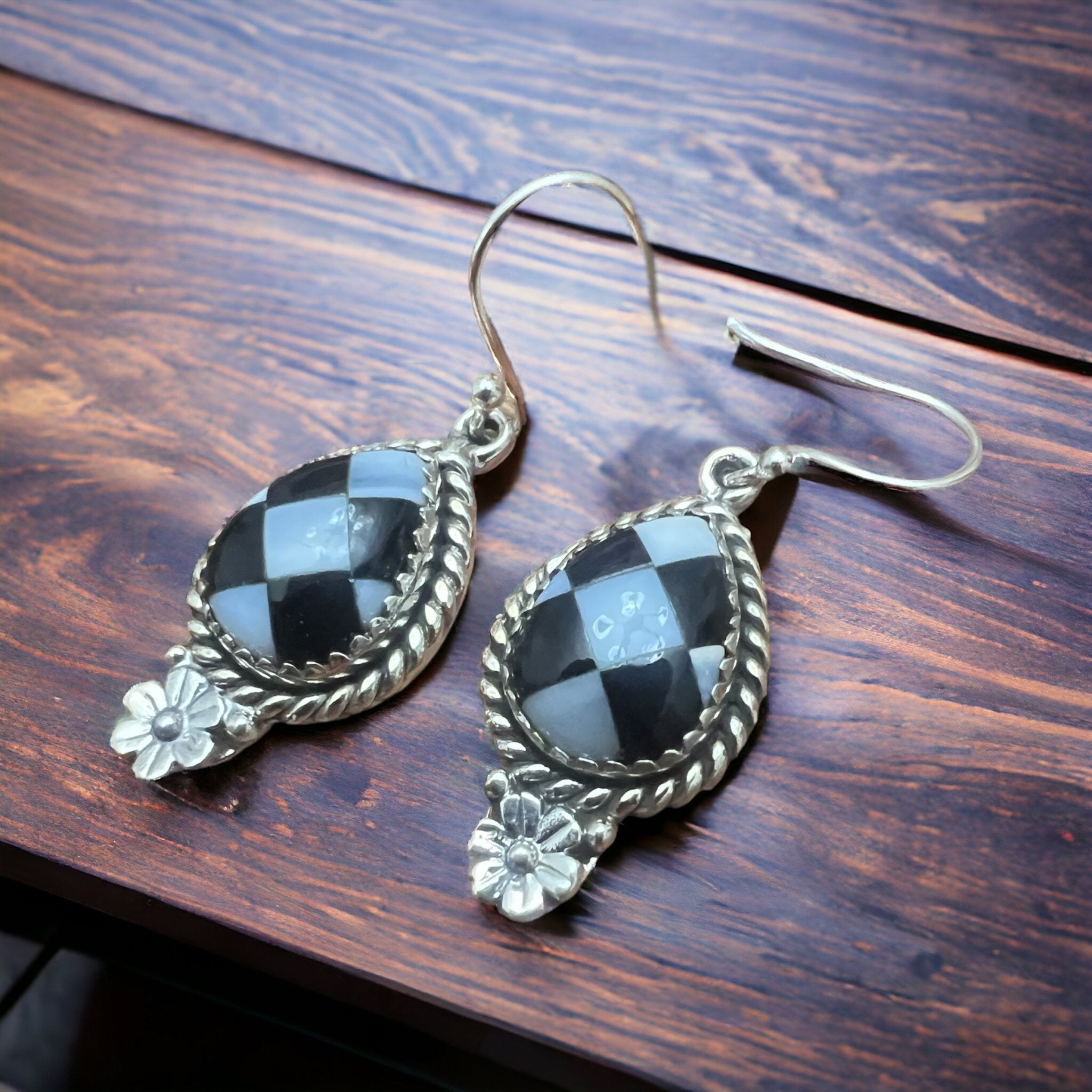 Sterling Silver Daisy & Checkered Oval Drop Earrings (Multi-Stone Western)